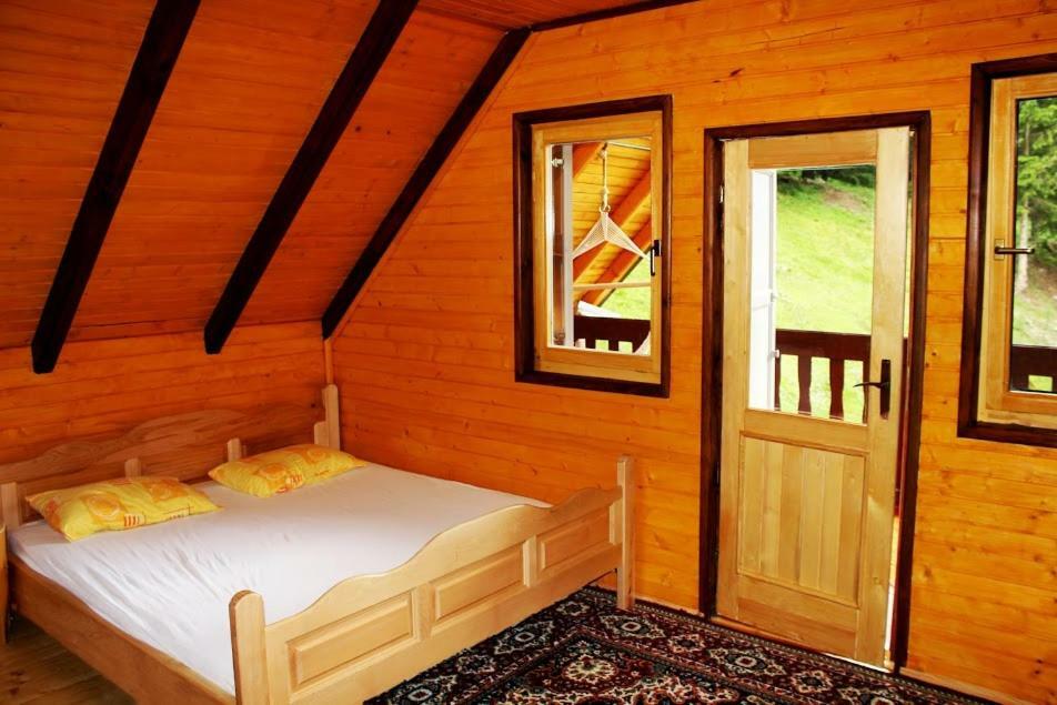 Triangle Woodhouse Villa Plav Exterior foto